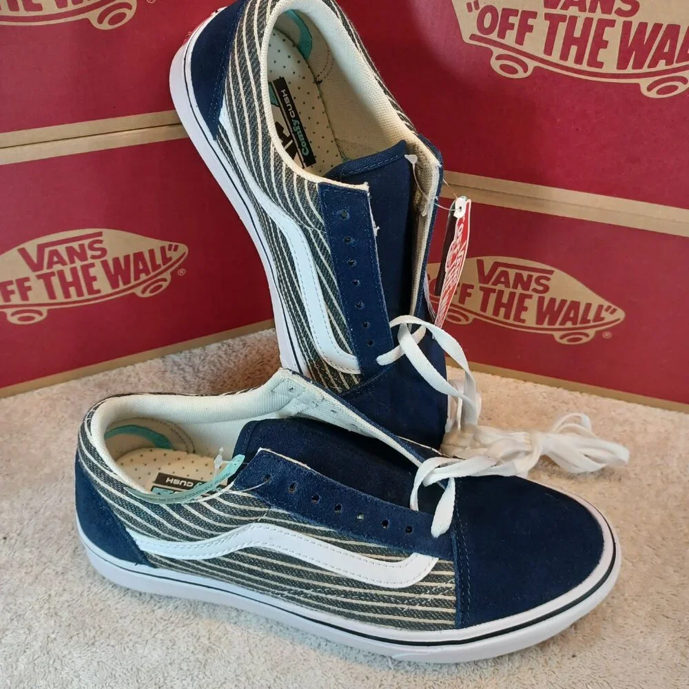 Vans Men's 7.5/Women's 9 Comfycush Old Skool Stripe Dress Blues/White VN0A5DYC9K